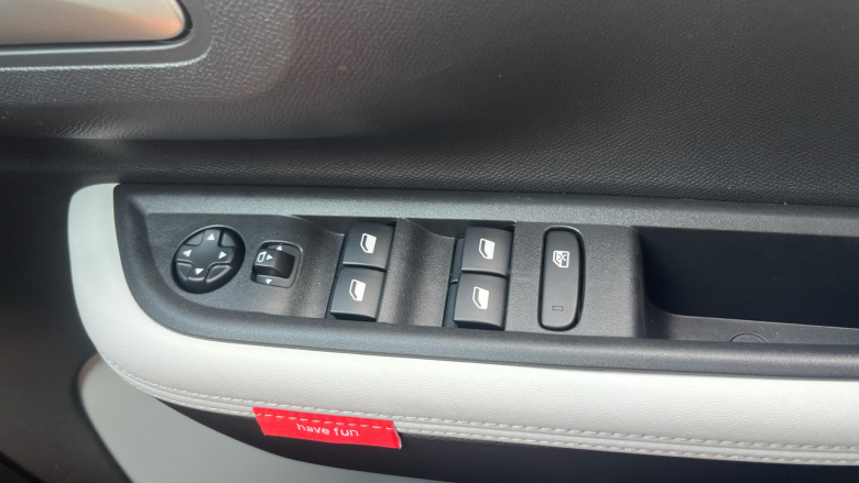 Citroen C3 Aircross 83kW Standard Range Max 44kWh 5dr Auto Electric Hatchback